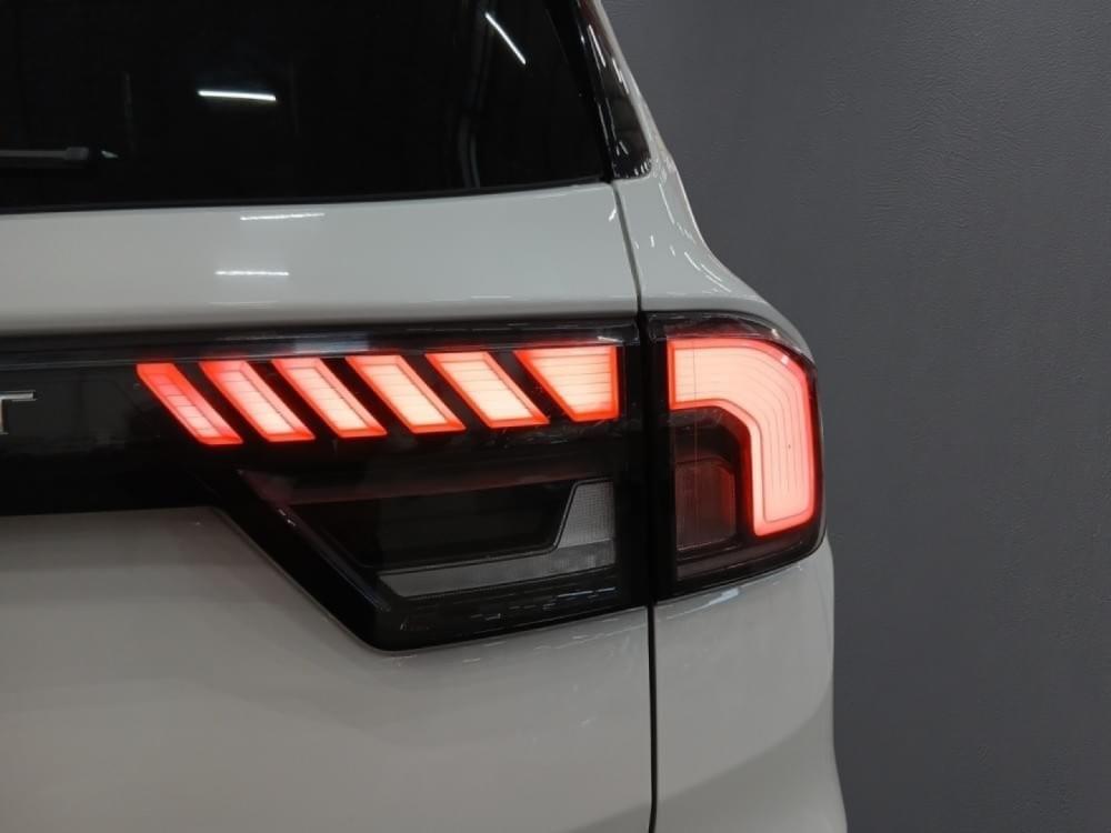 Ford Everest 2.0 Xlt 4X2 At