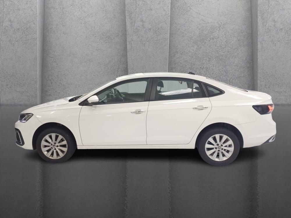 Volkswagen Polo Sedan 1.6 Life Tiptronic