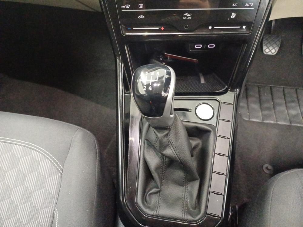 Volkswagen Polo Sedan 1.6 Life Tiptronic