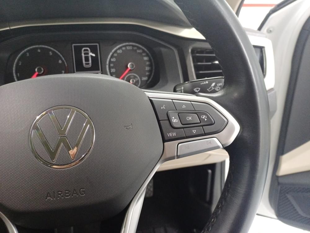 Volkswagen Polo Sedan 1.6 Life Tiptronic