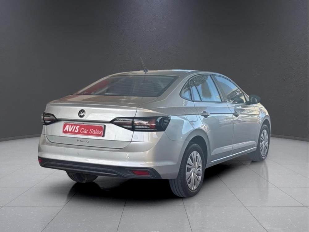 Volkswagen Polo Sedan 1.6 Base