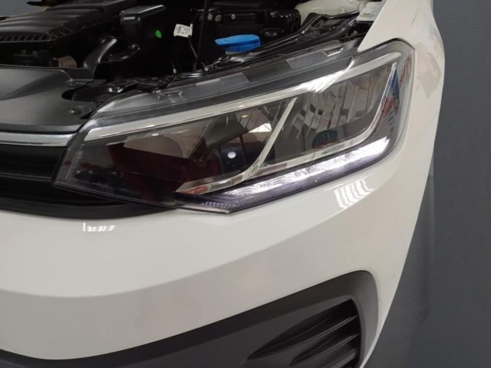 Volkswagen Polo Sedan 1.6 Base