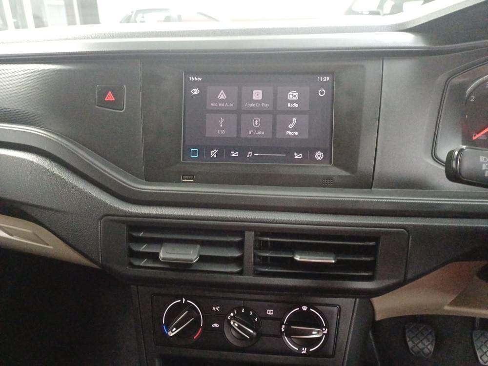 Volkswagen Polo Sedan 1.6 Tiptronic