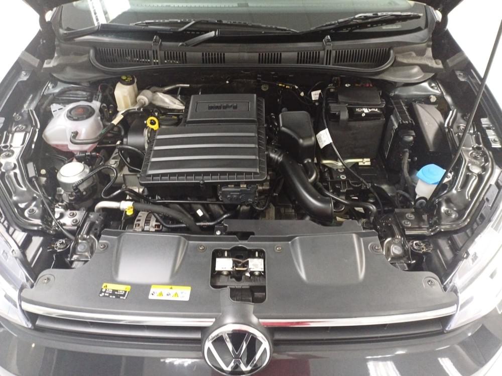 Volkswagen Polo Sedan 1.6 Tiptronic