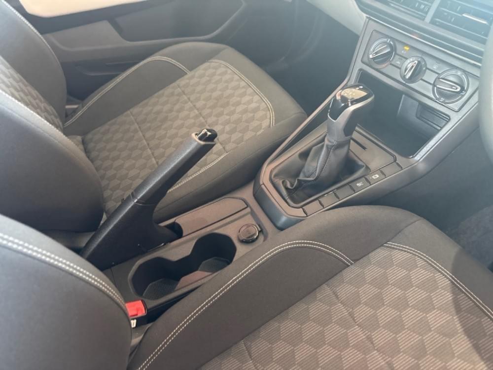 Volkswagen Polo Sedan 1.6 Tiptronic