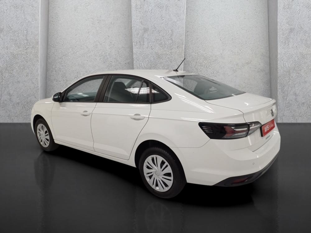 Volkswagen Polo Sedan 1.6 Base
