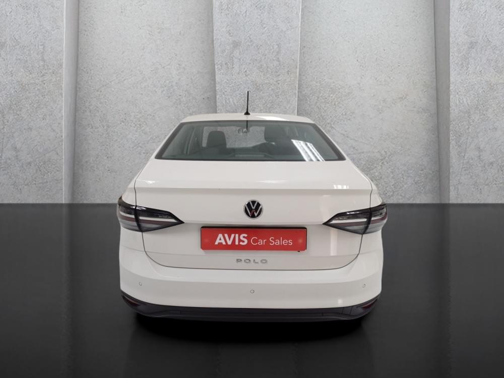 Volkswagen Polo Sedan 1.6 Base