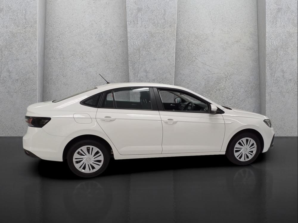 Volkswagen Polo Sedan 1.6 Base