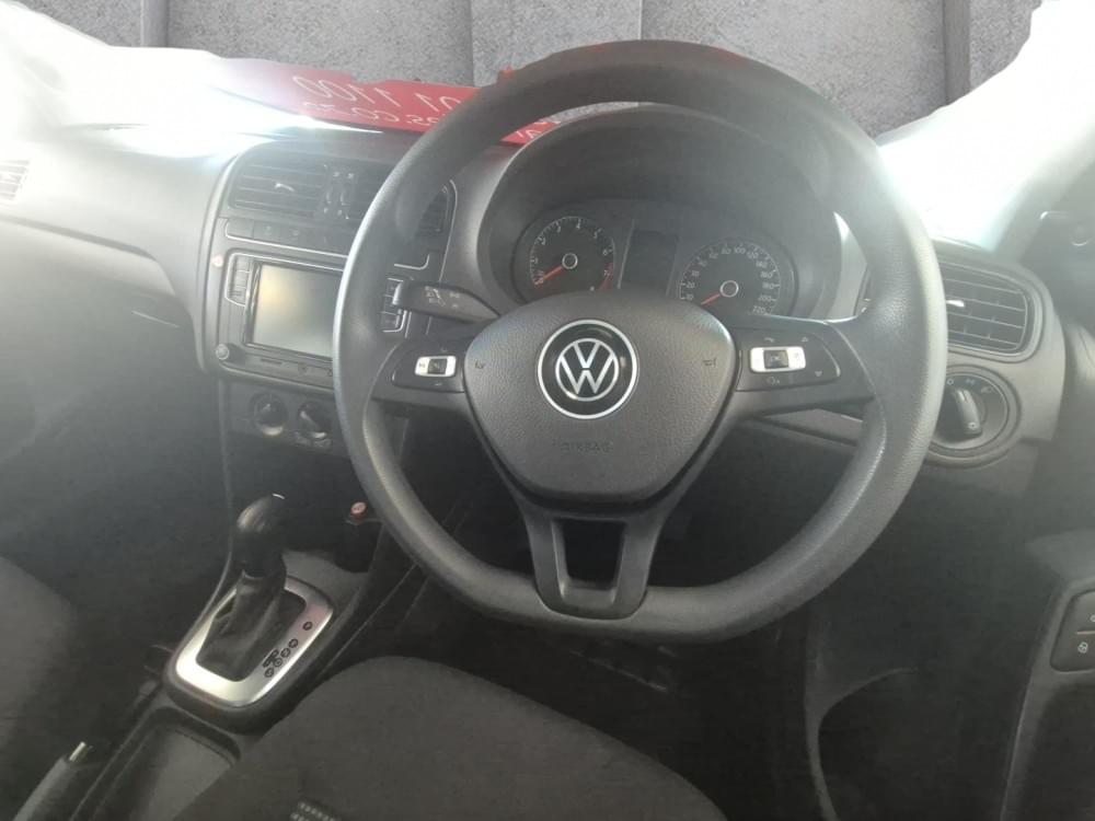 Volkswagen Polo Vivo Hatch 1.6 Comfortline Tiptronic