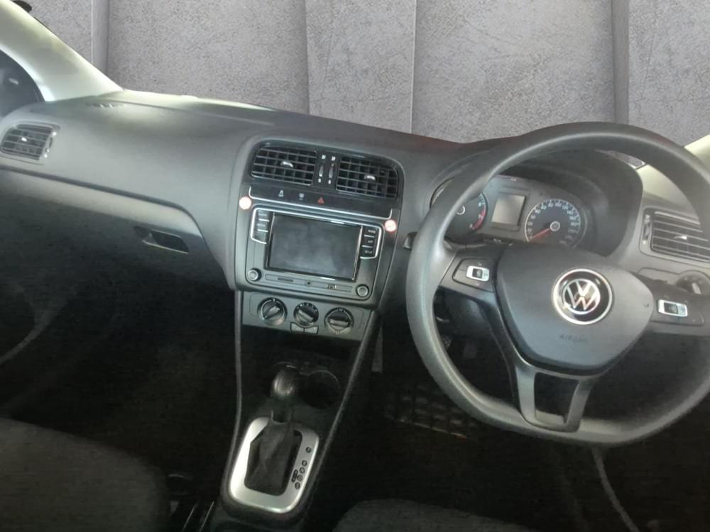 Volkswagen Polo Vivo Hatch 1.6 Comfortline Tiptronic