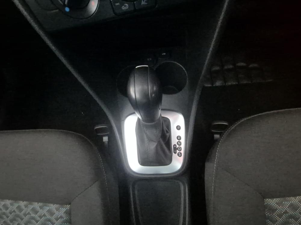 Volkswagen N/A 1.6 Life Tipt