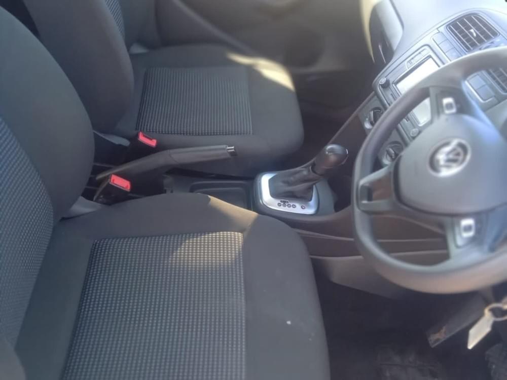 Volkswagen Polo Vivo Hatch 1.6 Life Tipt