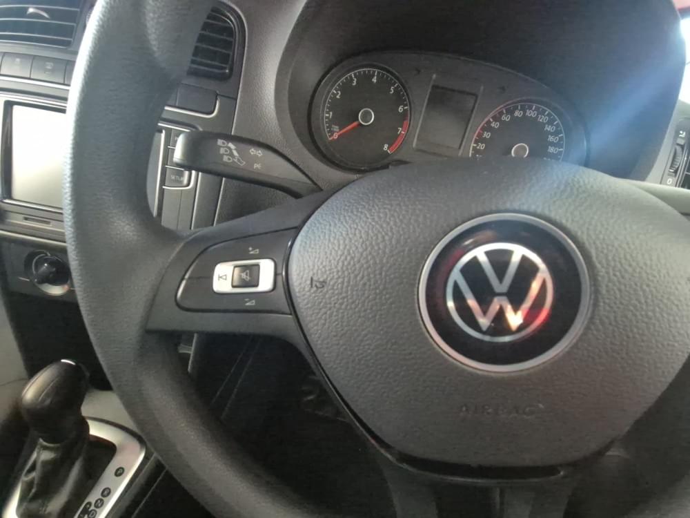 Volkswagen Polo Vivo Hatch 1.6 Comfortline Tiptronic
