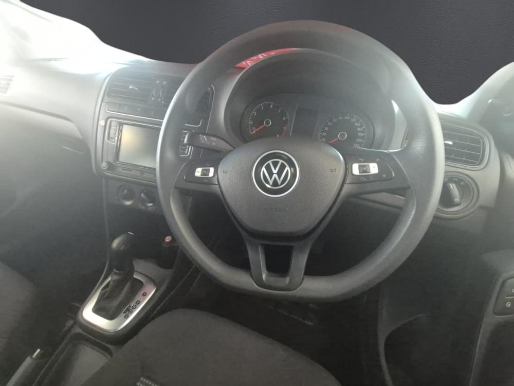 Volkswagen Polo Vivo Hatch 1.6 Life Tipt
