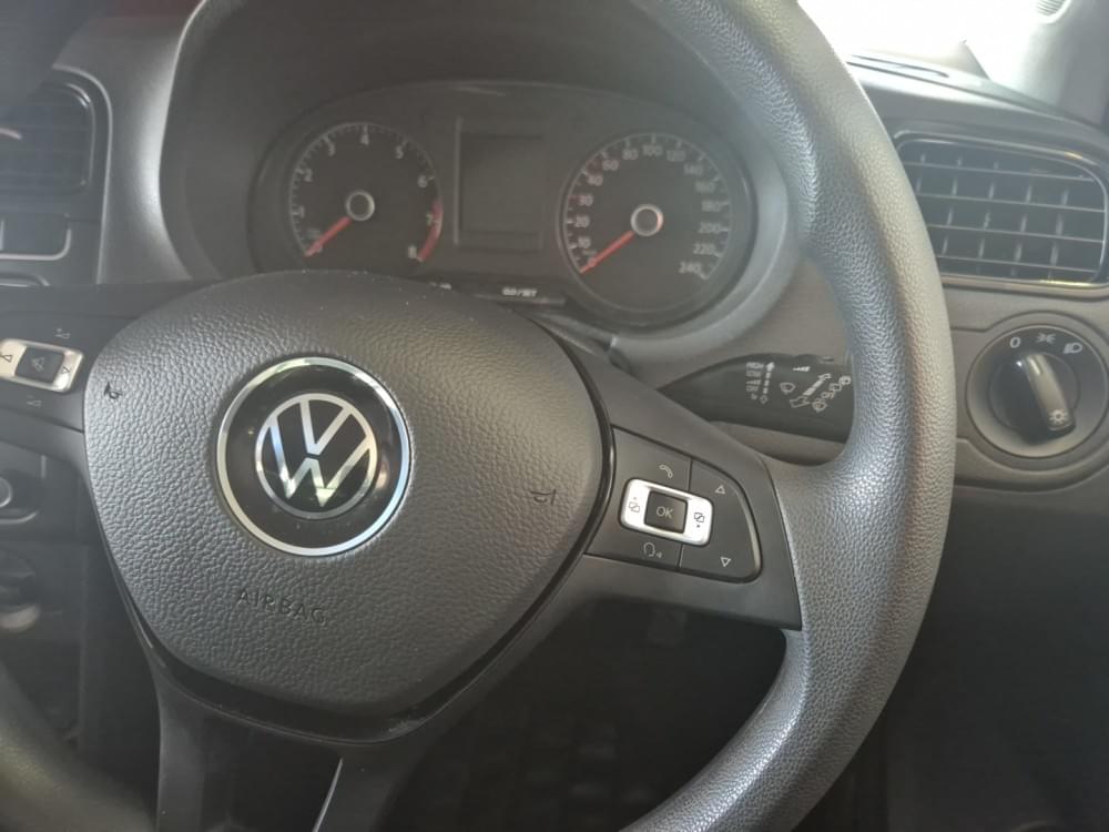 Volkswagen Polo Vivo Hatch 1.6 Comfortline Tiptronic