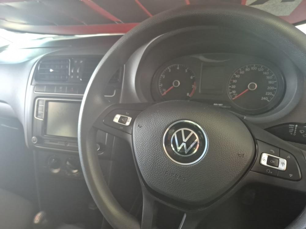 Volkswagen Polo Vivo Hatch 1.6 Comfortline Tiptronic