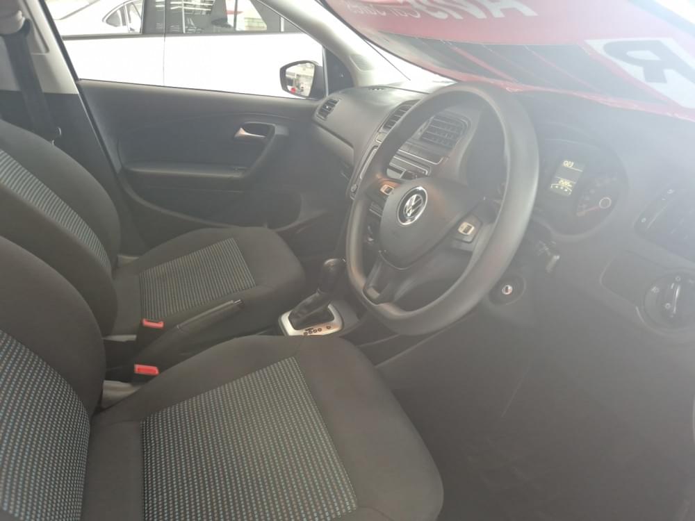Volkswagen Polo Vivo Hatch 1.6 Comfortline Tiptronic