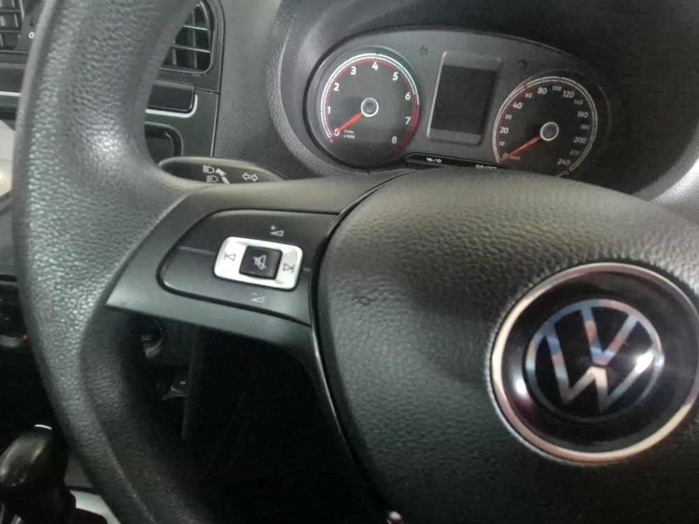 Volkswagen Polo Vivo Hatch 1.6 Life Tipt