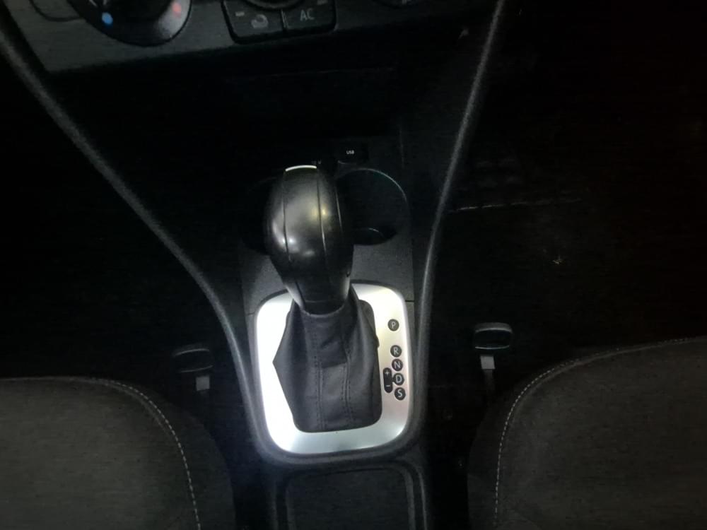 Volkswagen Polo Vivo Hatch 1.6 Life Tipt