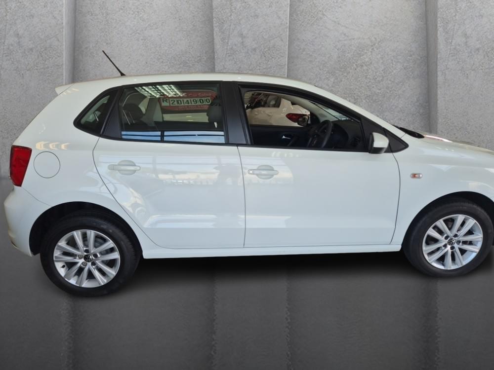 Volkswagen Polo Vivo Hatch 1.6 Comfortline Tiptronic