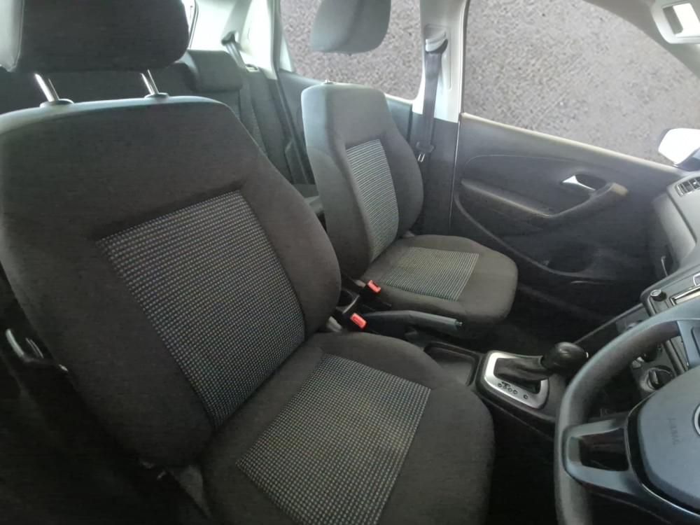 Volkswagen Polo Vivo Hatch 1.6 Comfortline Tiptronic