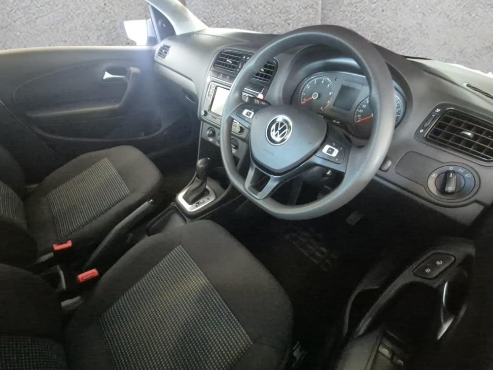 Volkswagen Polo Vivo Hatch 1.6 Comfortline Tiptronic