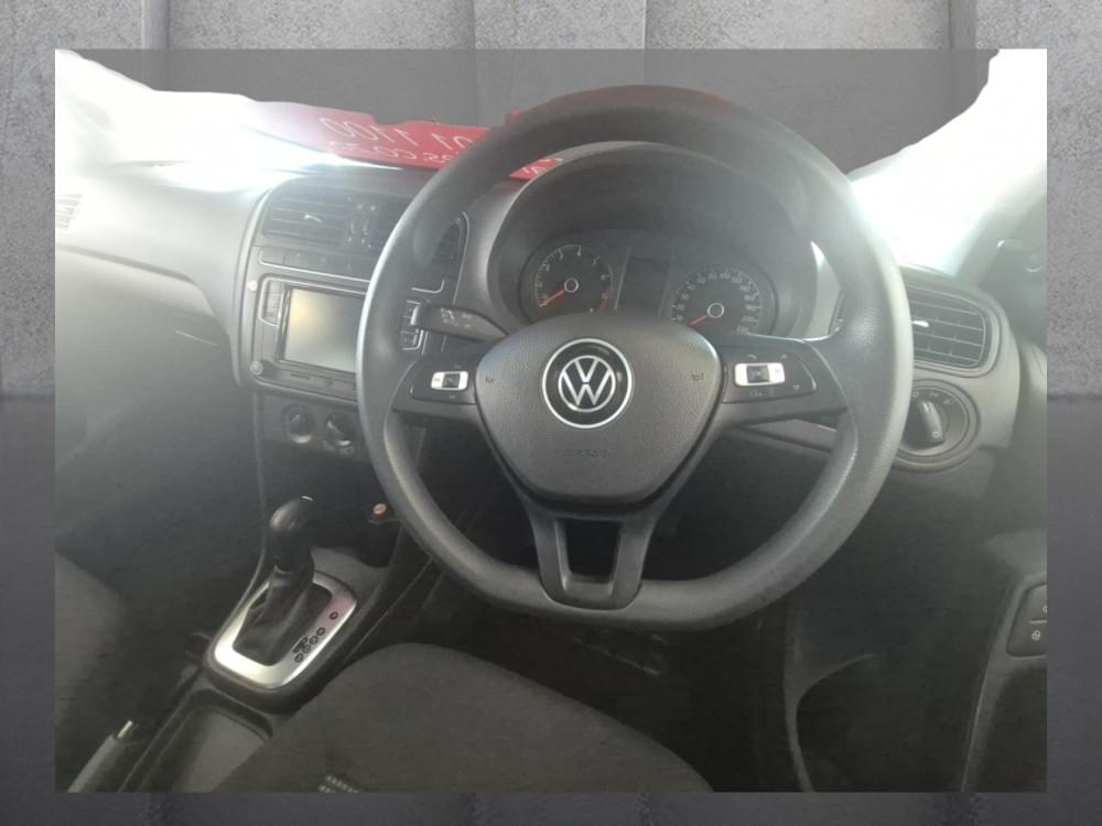Volkswagen Polo Vivo Hatch 1.6 Comfortline Tiptronic