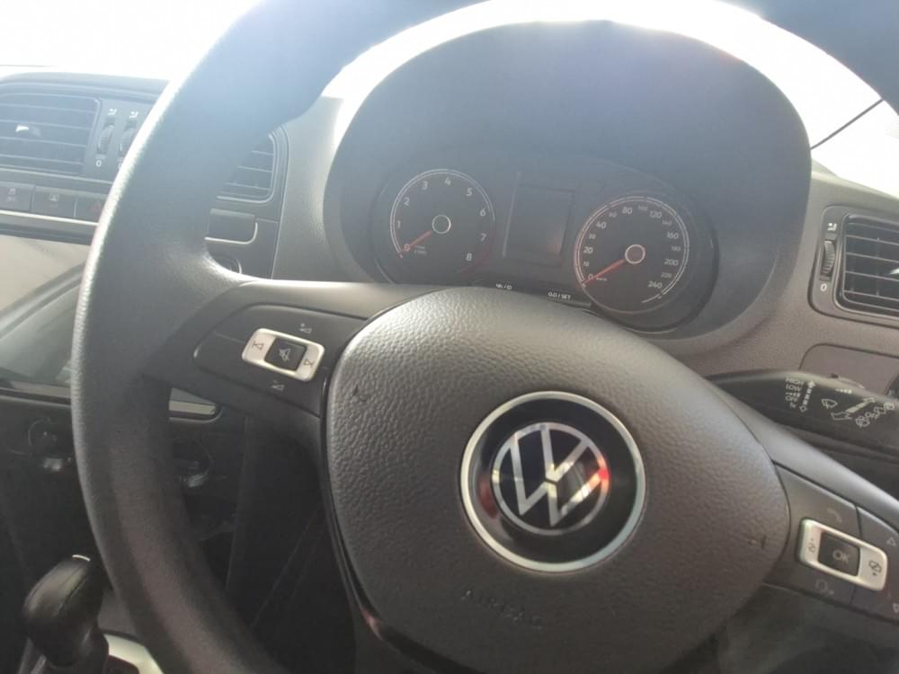 Volkswagen Polo Vivo Hatch 1.6 Life