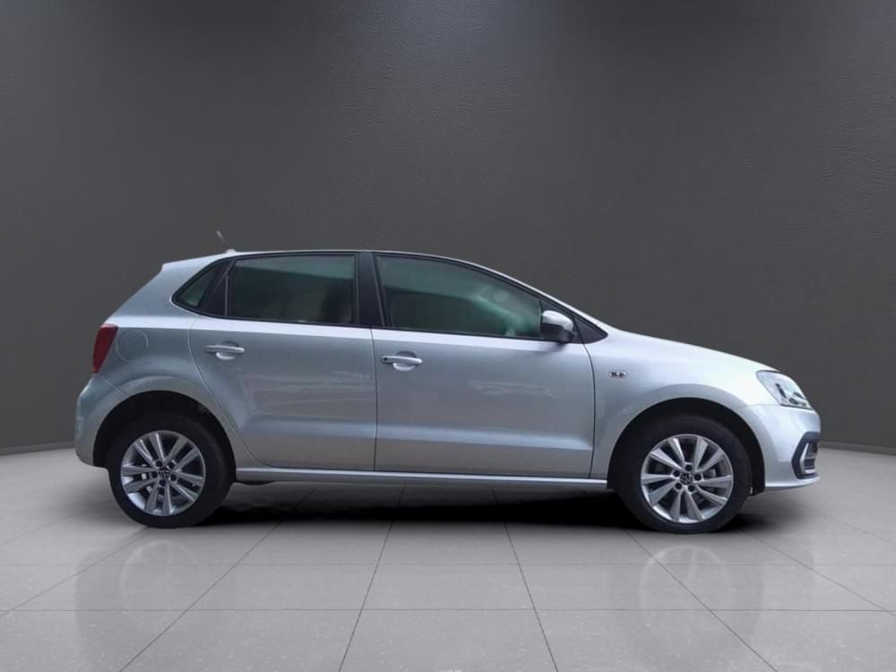 Volkswagen Polo Vivo Hatch 1.6 Comfortline Tiptronic