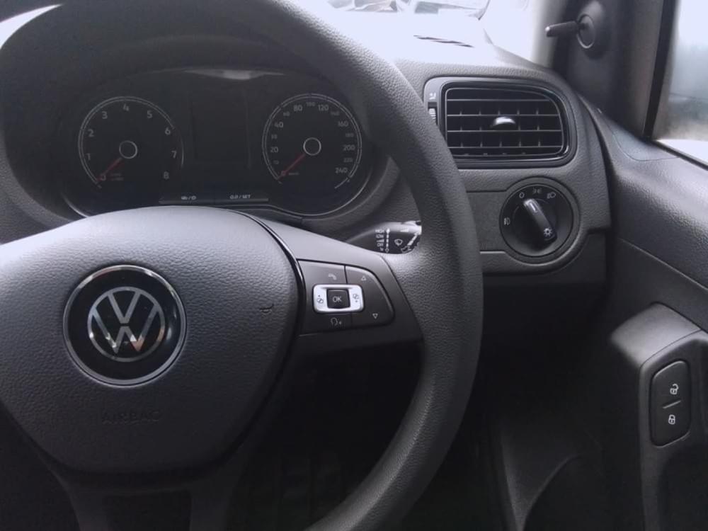 Volkswagen Polo Vivo Hatch 1.6 Comfortline Tiptronic