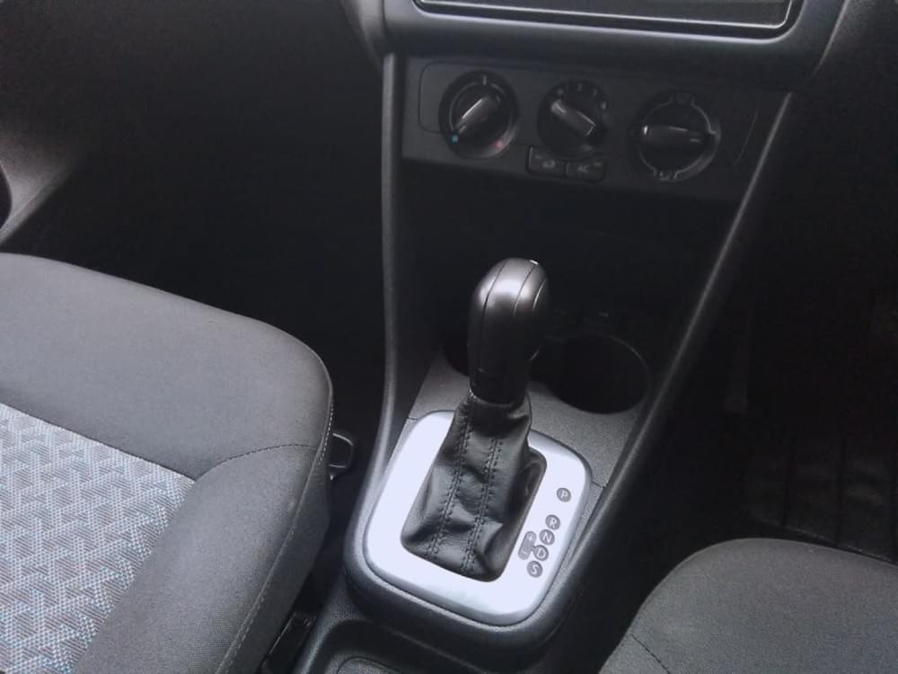 Volkswagen Polo Vivo Hatch 1.6 Comfortline Tiptronic