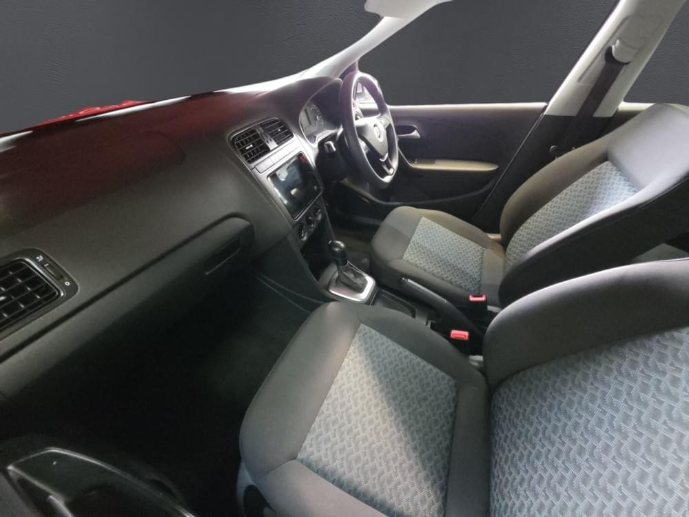 Volkswagen Polo Vivo Hatch 1.6 Life Tipt