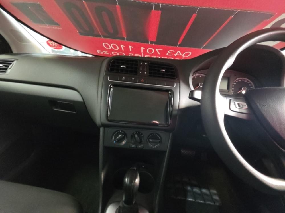 Volkswagen Polo Vivo Hatch 1.6 Life Tipt