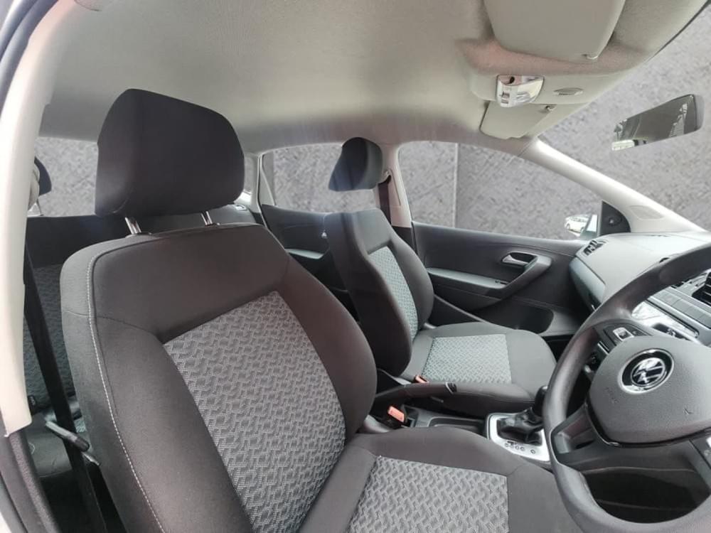 Volkswagen Polo Vivo Hatch 1.6 Life Tipt