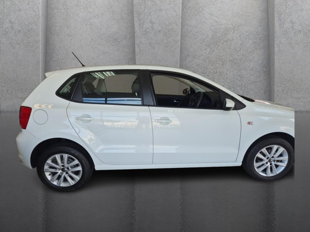 Volkswagen Polo Vivo Hatch 1.6 Comfortline Tiptronic