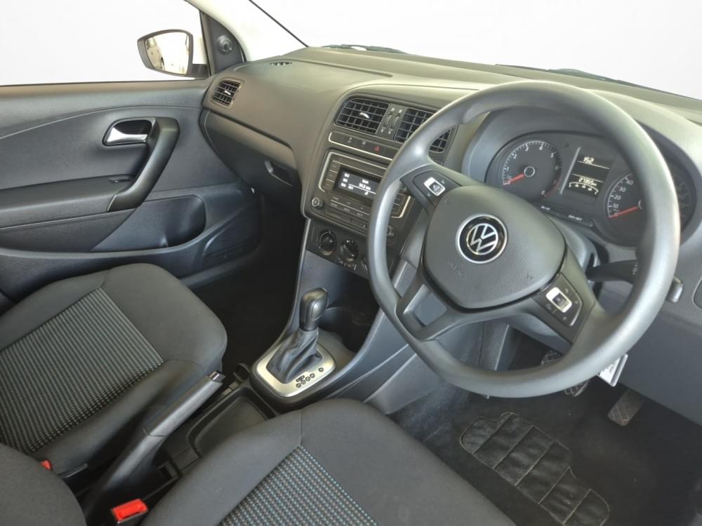 Volkswagen Polo Vivo Hatch 1.6 Comfortline Tiptronic