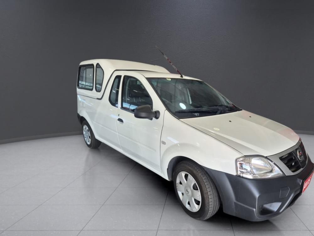 Nissan Np200 1.6 8V Ac Safety Pack