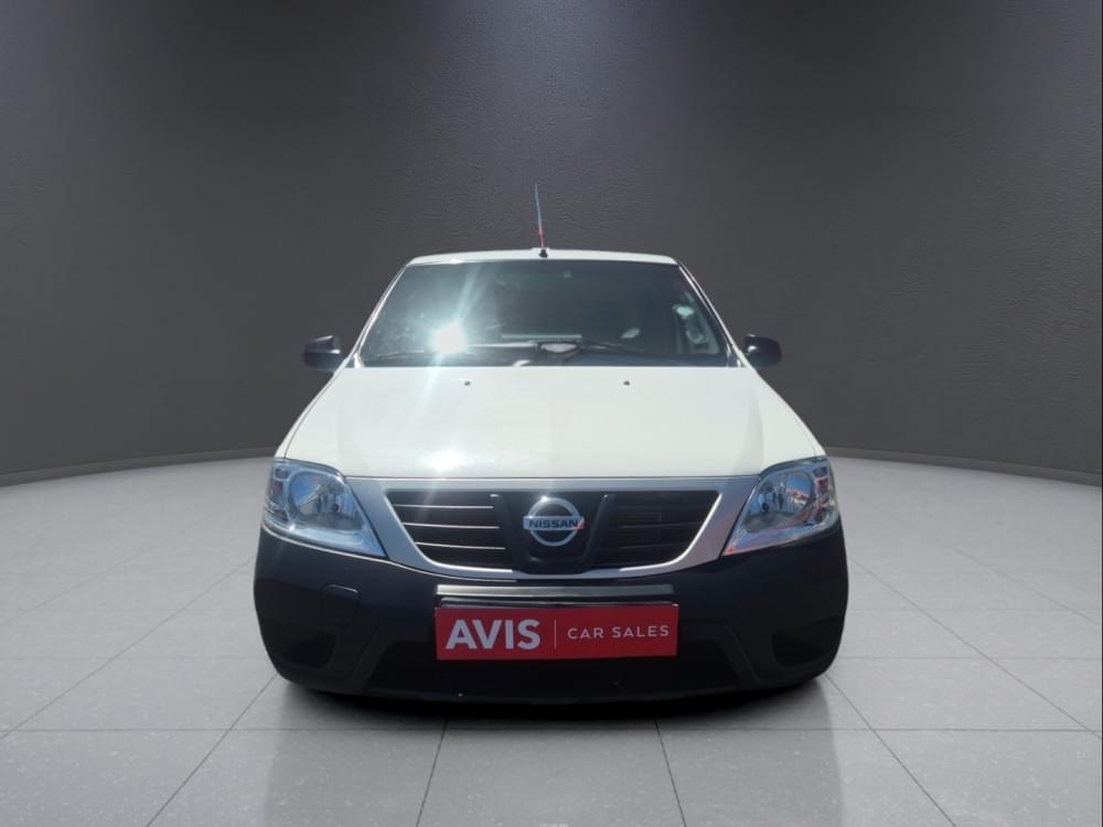 Nissan Np200 1.6 8V Ac Safety Pack