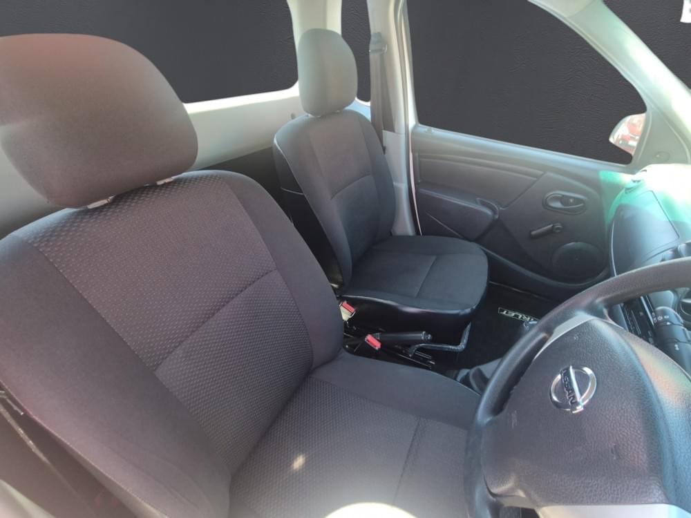 Nissan Np200 1.6 8V Ac Safety Pack