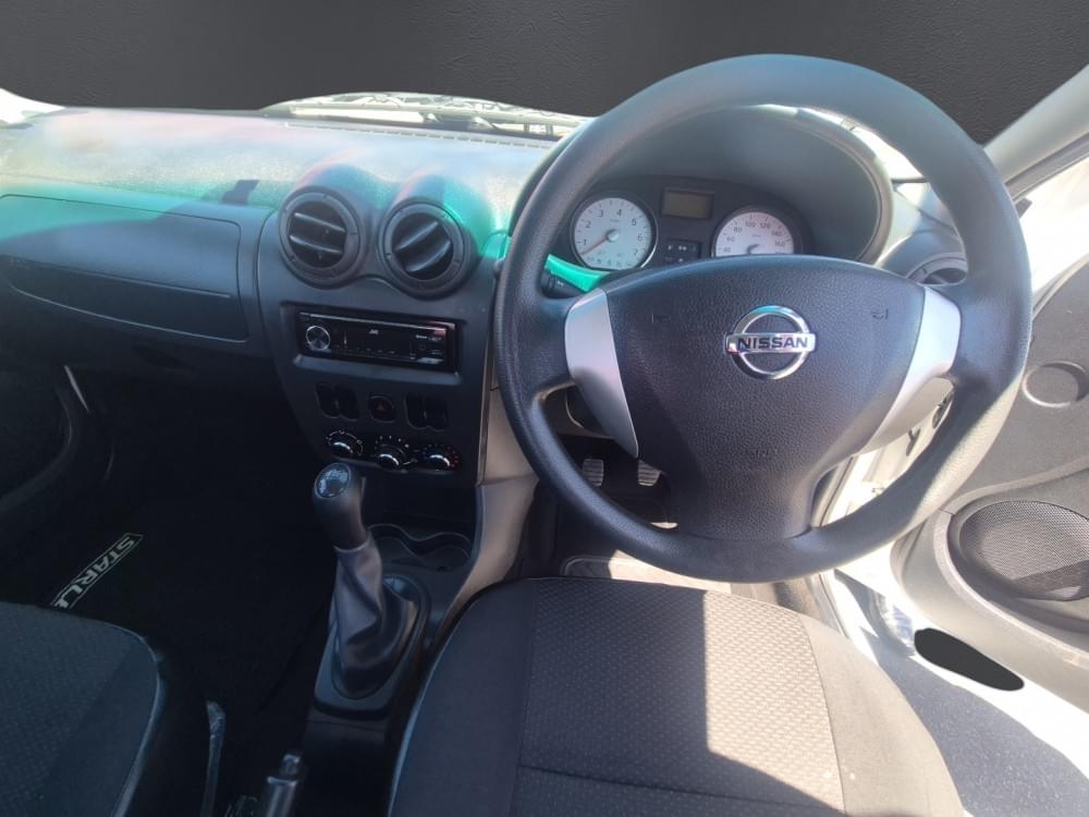 Nissan Np200 1.6 8V Ac Safety Pack