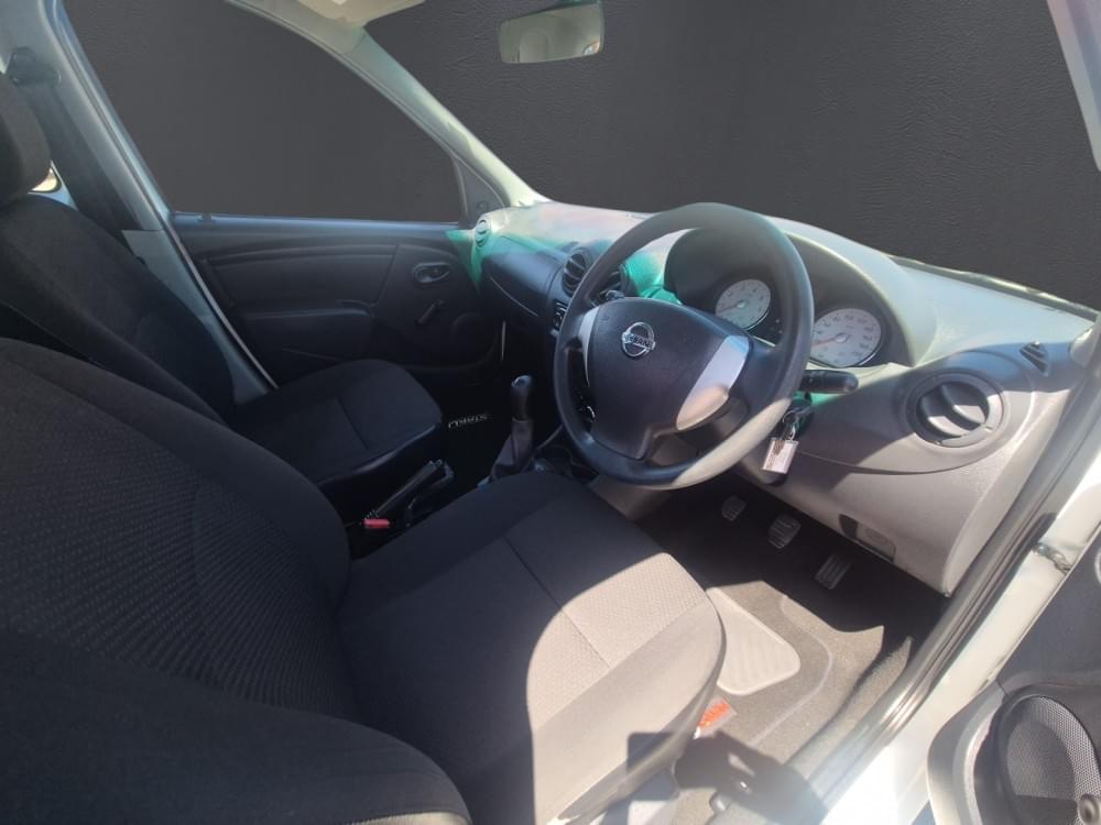 Nissan Np200 1.6 8V Ac Safety Pack