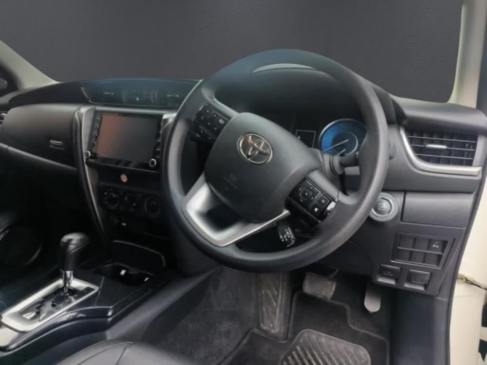 Toyota Fortuner 2.4 Gd-6 Rb 6At