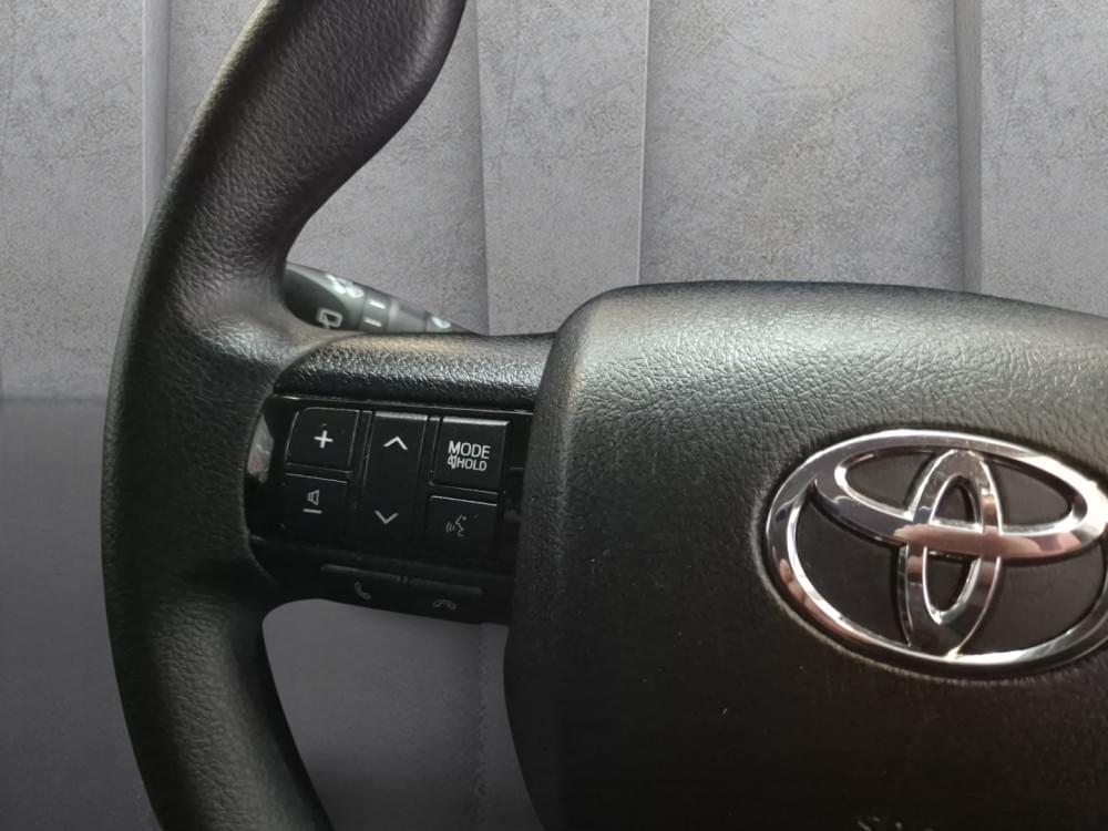 Toyota Fortuner 2.4 Gd-6 Rb At