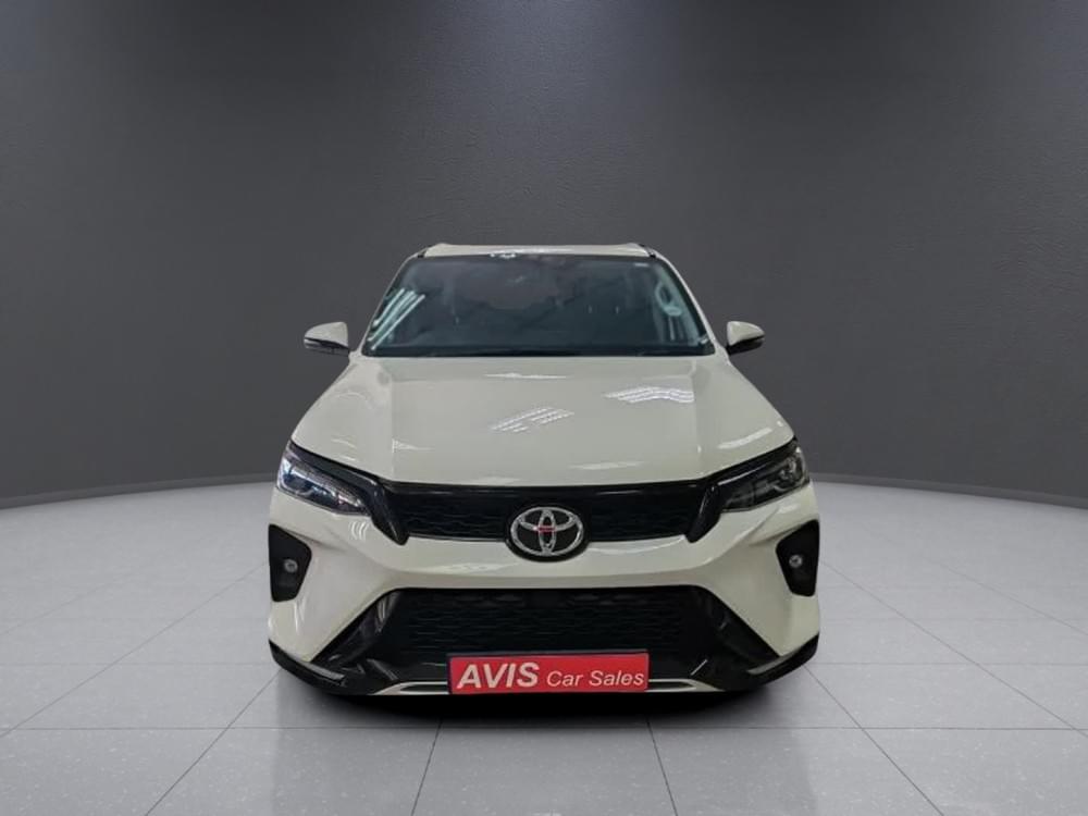 Toyota Fortuner 2.4 Gd-6 Rb At