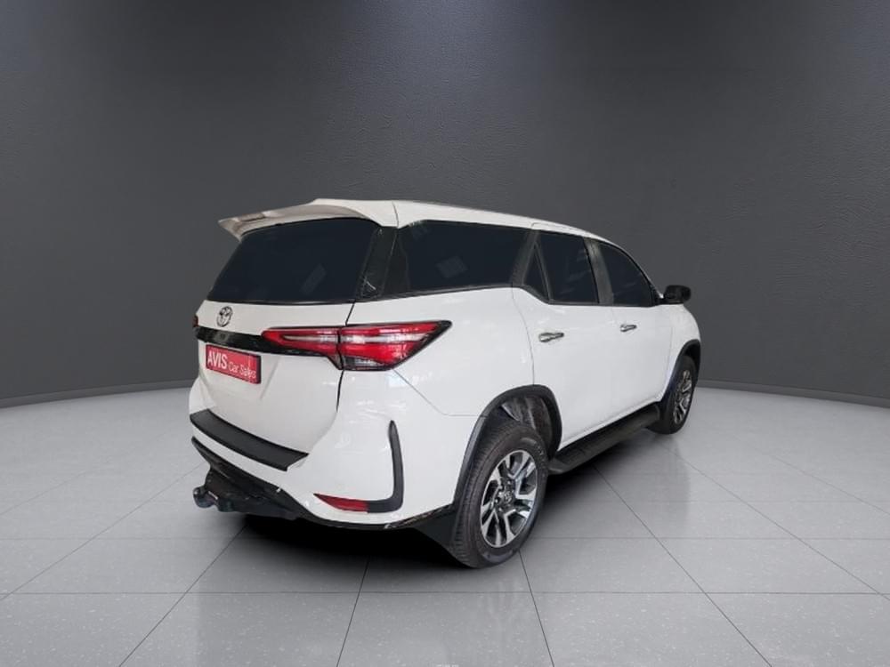Toyota Fortuner 2.4 Gd-6 Rb At
