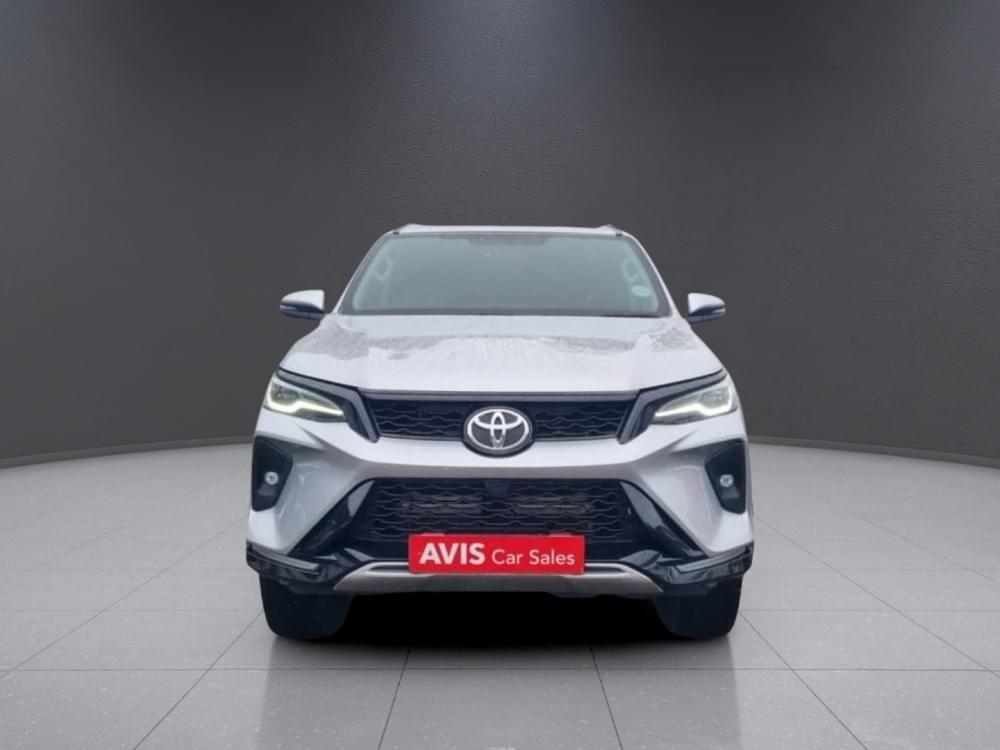Toyota Fortuner 2.4 Gd-6 Rb At