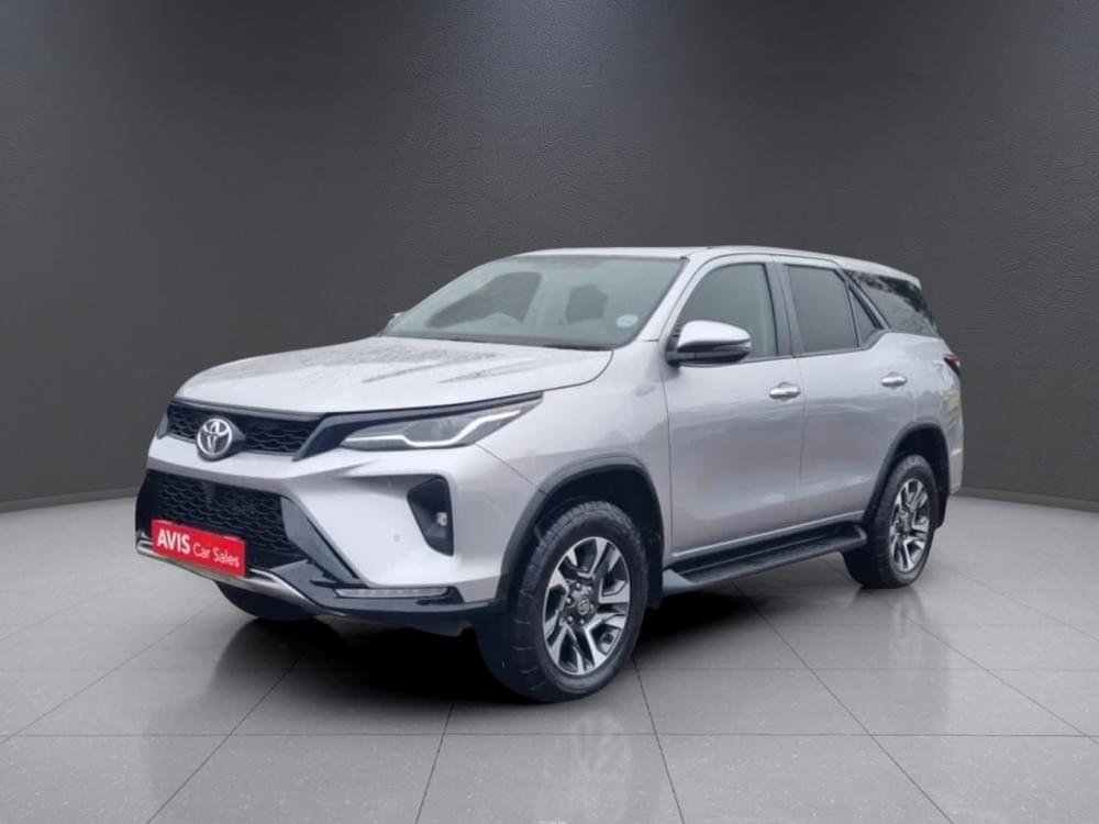 Toyota Fortuner 2.4 Gd-6 Rb At