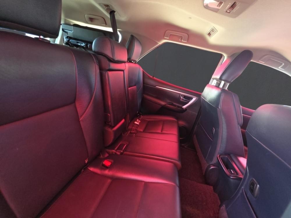 Toyota Fortuner 2.4 Gd-6 Rb At