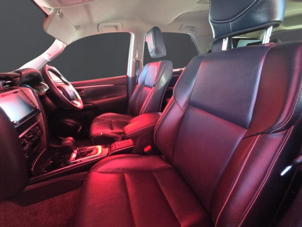Toyota Fortuner 2.4 Gd-6 Rb At
