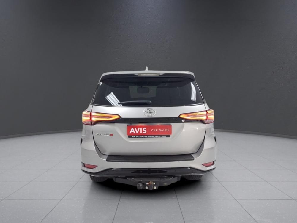 Toyota Fortuner 2.4 Gd-6 Rb 6At